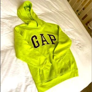 GAP ARCH LOGO HOODIE